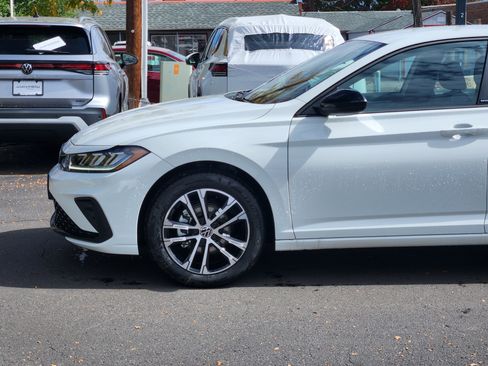 New 2025 Volkswagen Jetta Sport image 2