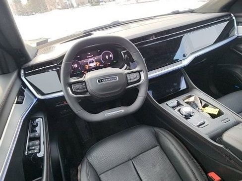 Used 2024 Jeep Wagoneer Launch Edition image 10