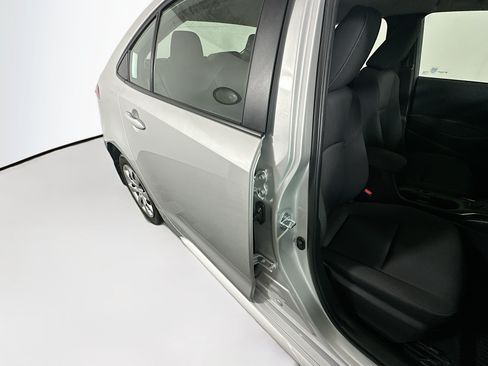 Certified 2025 Toyota Corolla LE FWD image 27