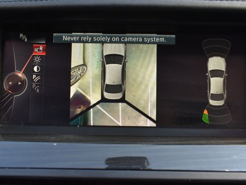 Used 2015 BMW 550i Sedan image 22