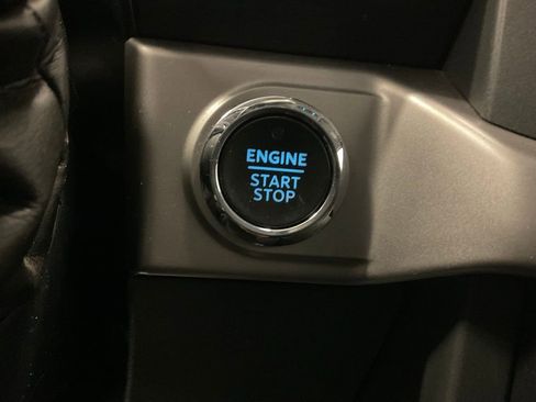 Used 2022 Ford F150 XLT w/ Equipment Group 302A High image 16