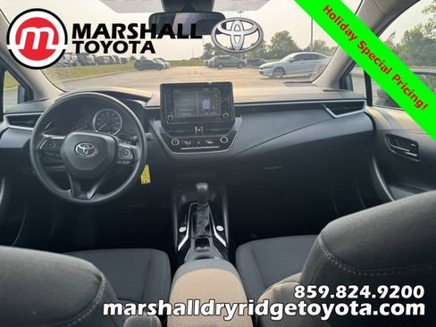 Used 2022 Toyota Corolla LE image 12
