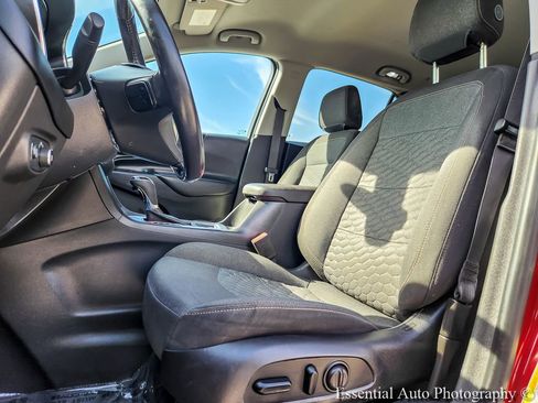 Used 2020 Chevrolet Equinox LT FWD image 8