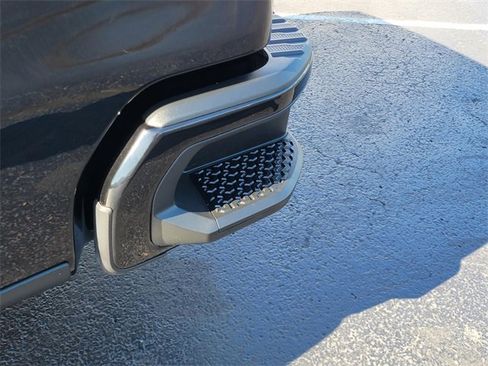 Used 2022 Chevrolet Silverado 1500 Custom image 9