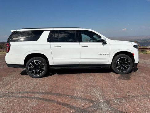 Used 2023 Chevrolet Suburban RST w/ Luxury Package image 3