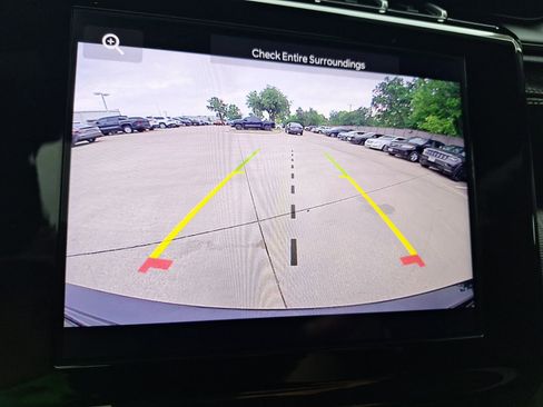 Used 2025 Jeep Grand Cherokee Altitude AWD/4WD image 25