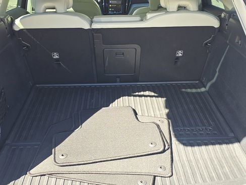 Used 2024 Volvo XC60 T8 Plus w/ Protection Package Premier image 8