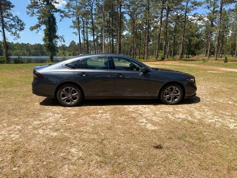 Used 2024 Honda Accord EX image 6