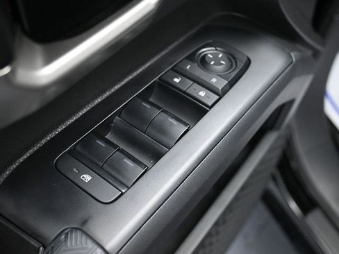 Used 2025 Toyota Tacoma TRD Sport image 14