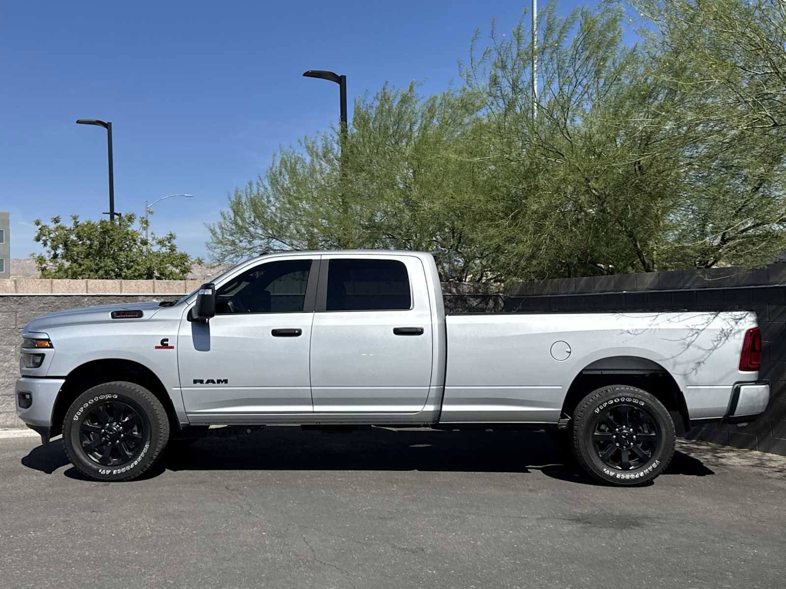 New 2026 RAM 3500 Big Horn AWD/4WD image 5