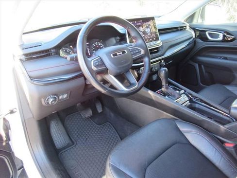 Used 2022 Jeep Compass Trailhawk w/ Trailhawk Convenience Group image 13