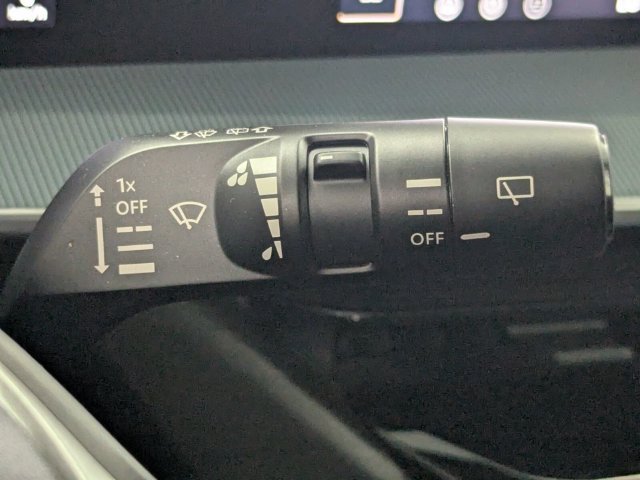 Used 2025 Nissan Murano SL AWD/4WD image 21