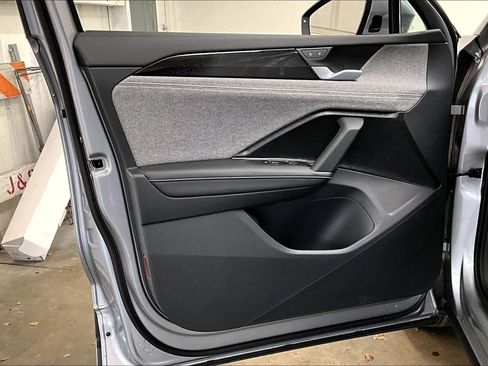 New 2026 Volkswagen Tiguan S image 23