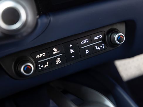 Certified 2019 Ferrari 812 Superfast image 71