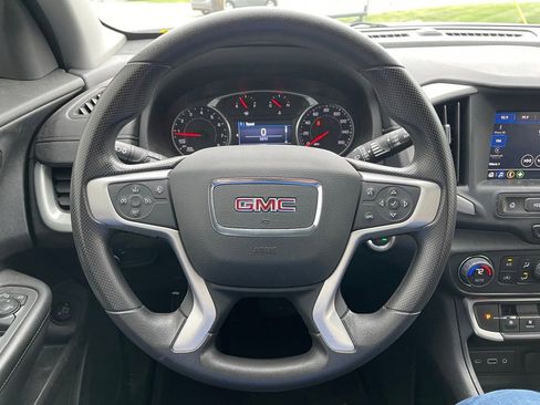 Used 2022 GMC Terrain SLE w/ Driver Convenience Package FWD image 9