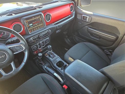 Used 2018 Jeep Wrangler Unlimited Rubicon image 12