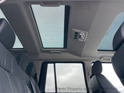 Used 2016 Land Rover LR4 HSE LUX image 18