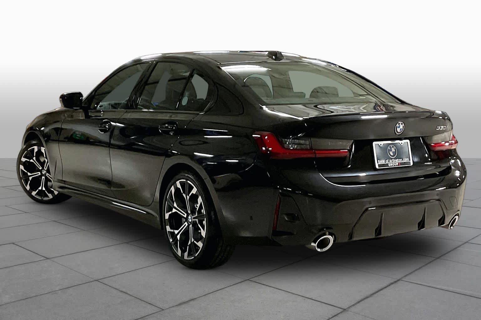 Used 2026 BMW 330i Sedan w/ M Sport Package RWD image 9