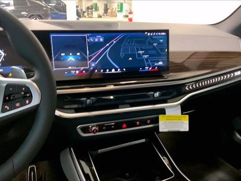 New 2026 BMW X5 xDrive40i w/ Executive Package image 6