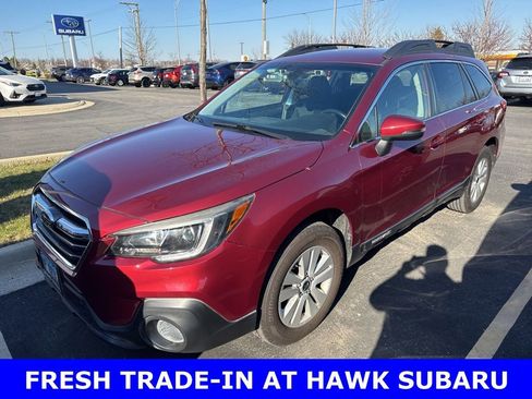 Used 2019 Subaru Outback 2.5i Premium image 2
