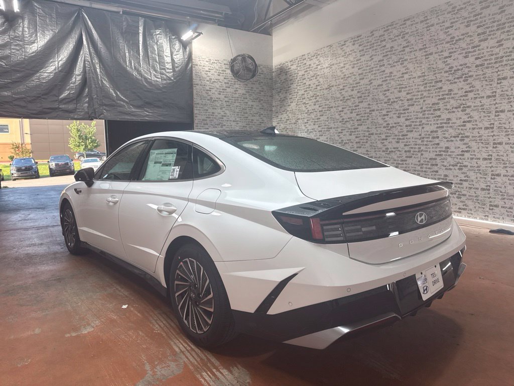 New 2026 Hyundai Sonata Limited FWD image 5