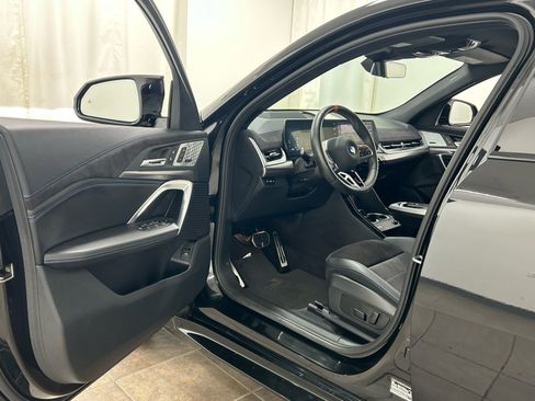 Used 2025 BMW X2 M35i image 23