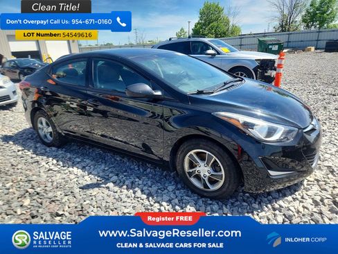 Used 2014 Hyundai Elantra SE FWD image 5