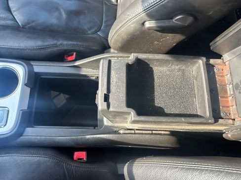 Used 2010 GMC Acadia SLT image 26