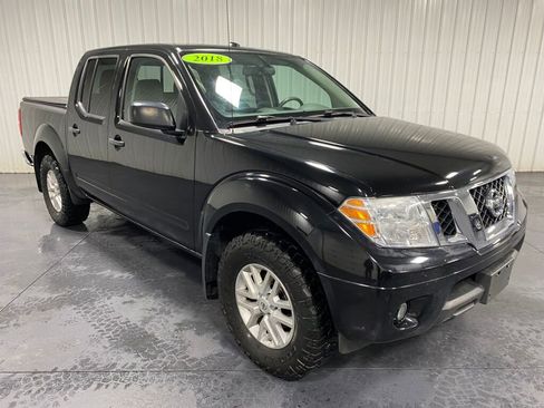 Used 2018 Nissan Frontier SV w/ Value Truck Package image 2
