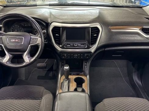 Used 2017 GMC Acadia SLE AWD/4WD image 25