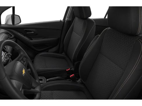Used 2018 Chevrolet Trax LS AWD/4WD image 4