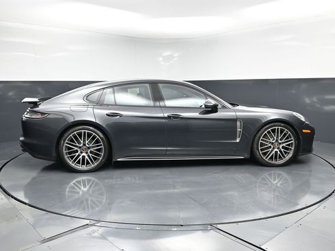 Certified 2023 Porsche Panamera 4 Platinum Edition w/ Assistance Package AWD/4WD image 11