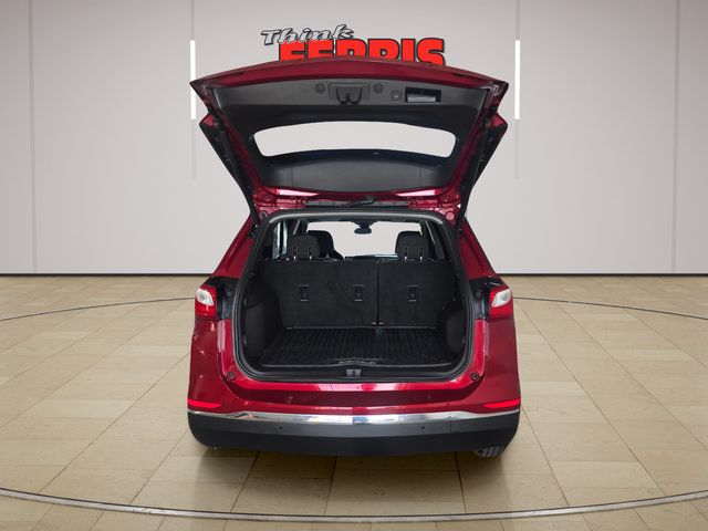 Used 2020 Chevrolet Equinox LT w/ Driver Convenience Package FWD image 9