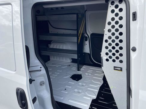 Used 2022 RAM ProMaster City Tradesman FWD image 17