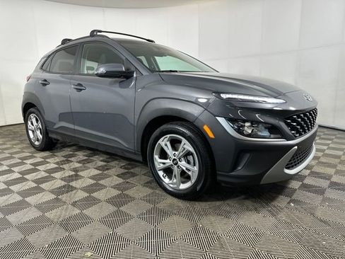 Certified 2023 Hyundai Kona SEL w/ Convenience Package image 2