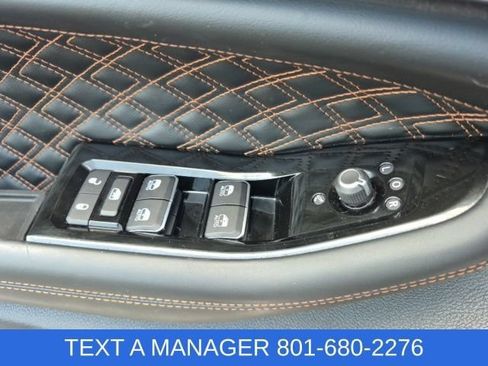 Used 2022 Jeep Grand Cherokee Summit w/ Adv Protech Group IV AWD/4WD image 26
