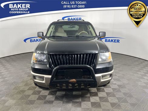 Used 2004 Ford Expedition Eddie Bauer image 3