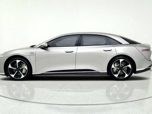 Used 2024 Lucid Air Touring AWD/4WD image 5