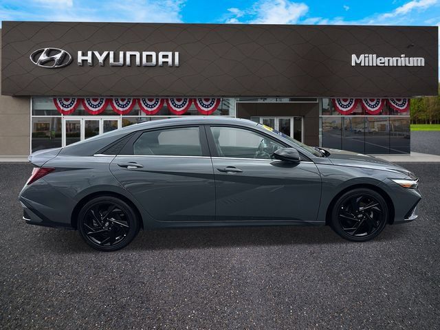 Certified 2026 Hyundai Elantra SEL Sport Premium FWD image 2