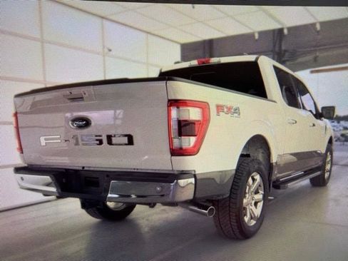 Used 2021 Ford F150 Lariat AWD/4WD image 4