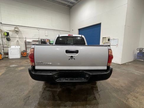 Used 2012 Toyota Tacoma 4x4 Access Cab w/ Convenience Pkg image 5