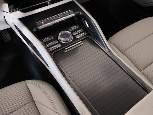 New 2026 Lincoln Nautilus Premier w/ Jet Appearance Package AWD/4WD image 8