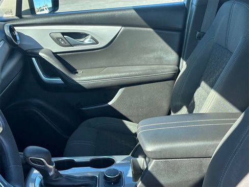 Used 2021 Chevrolet Blazer LT image 11