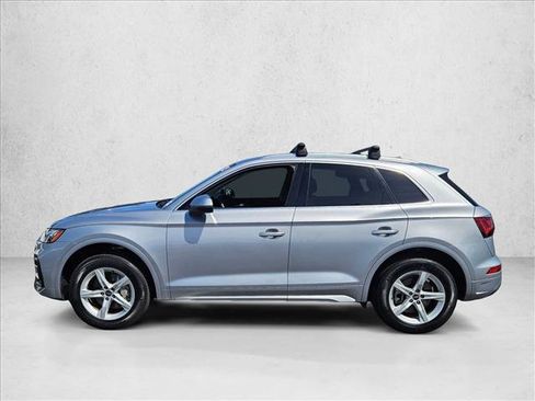 Used 2023 Audi Q5 2.0T Premium w/ Convenience Package AWD/4WD image 9
