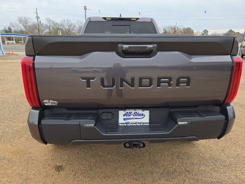 Used 2022 Toyota Tundra SR5 image 4