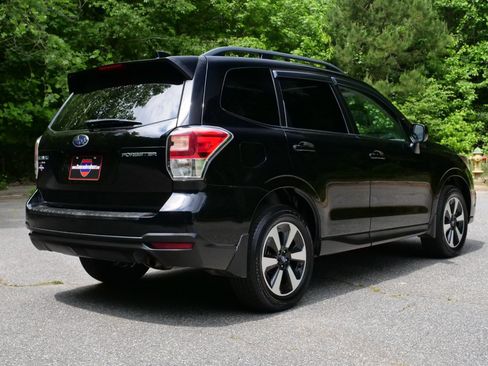 Used 2018 Subaru Forester 2.5i Premium w/ Protection Package #1 AWD/4WD image 18