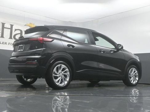 New 2027 Chevrolet Bolt LT w/ Comfort Package FWD image 11