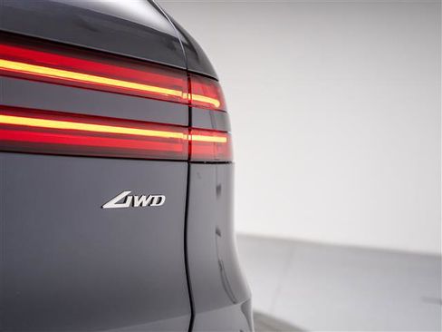 New 2026 Genesis GV70 2.5T Select AWD/4WD image 16