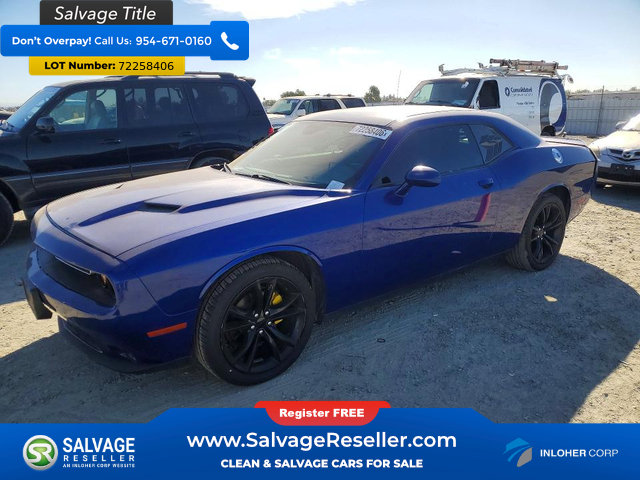 Used 2021 Dodge Challenger SXT w/ Driver Convenience Group RWD image 1