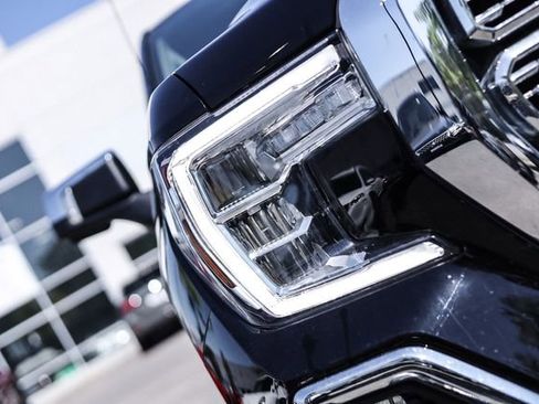 Used 2021 GMC Sierra 1500 Denali w/ Driver Alert Package II AWD/4WD image 16